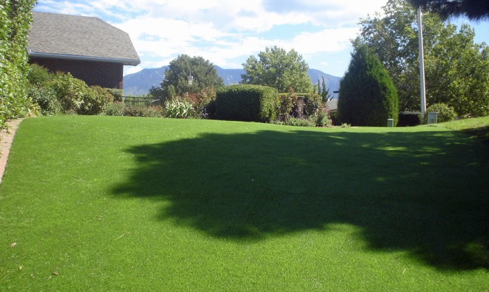Synthetic Grass for Landscape Lawns Oregon