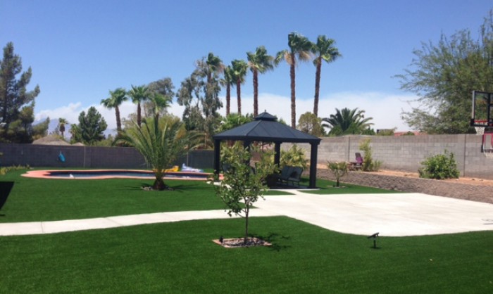 Synthetic Grass for Landscape Lawns Oregon